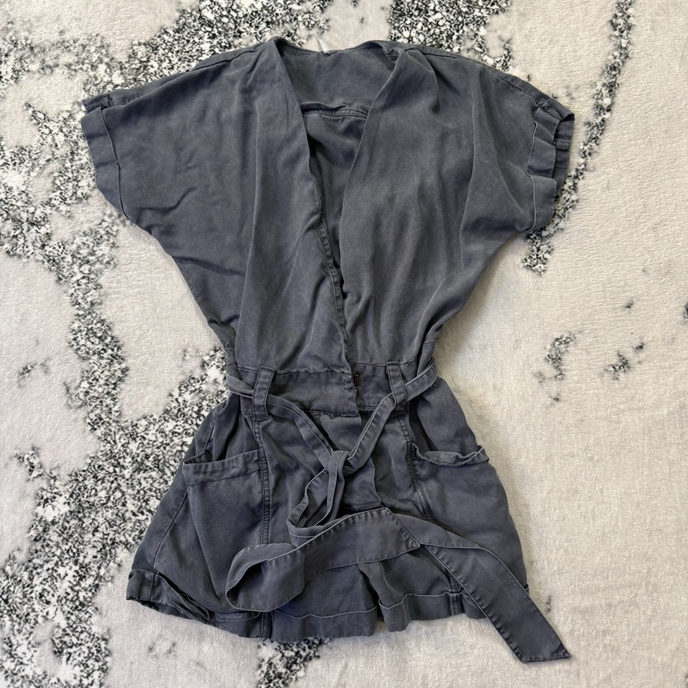 YFB Romper Womens Size S Axel Gray Short Sleeve‎ Tie Waist 100% Tencel V Neck